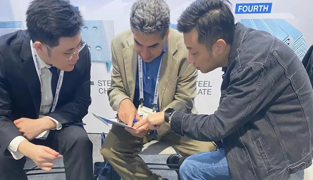 CNC 레이저 파이프 절단 기계 1500w 0-300r/Min 스핀드 속도 8